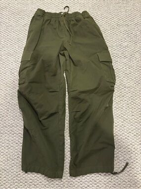 Women’s Wilfred cargo pants